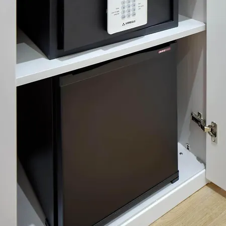 ペンション ガリバイ ゲストハウス 2*